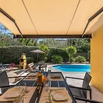 Le Clos Du Murier By Interhome بيت للعطل كوغولين