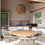 בית נופש Le Clos Du Murier By Interhome *