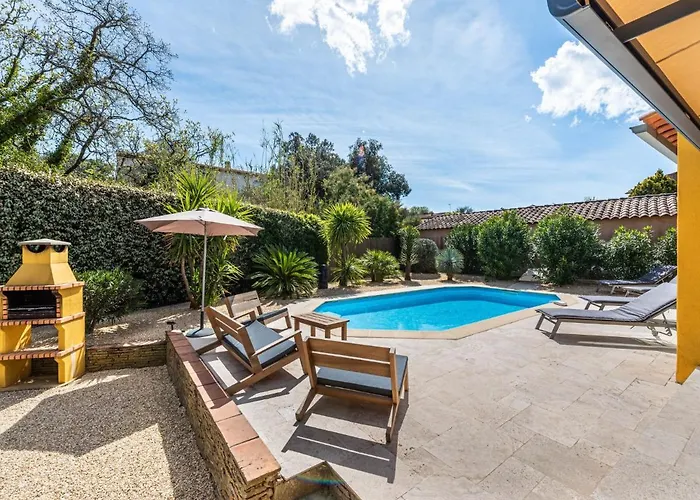 Le Clos Du Murier By Interhome