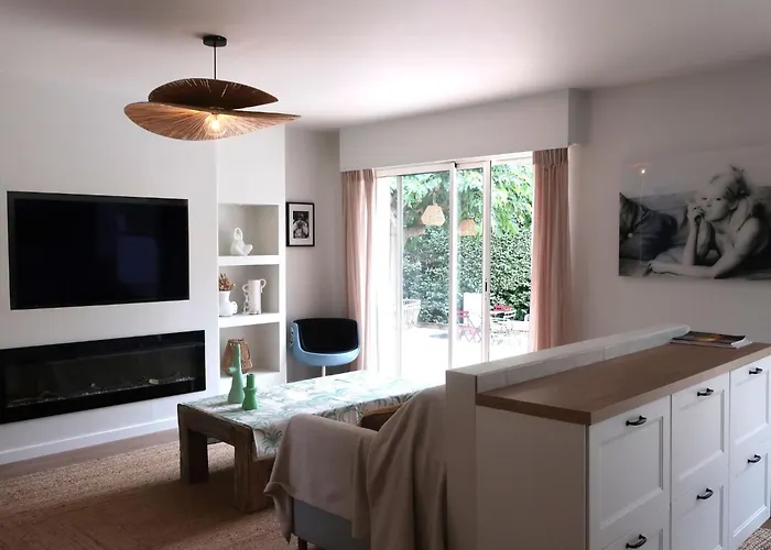 Le Clos Du Murier By Interhome