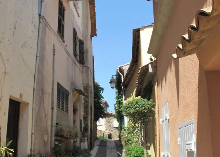 Hébergement de vacances Le Clos Du Murier By Interhome Cogolin
